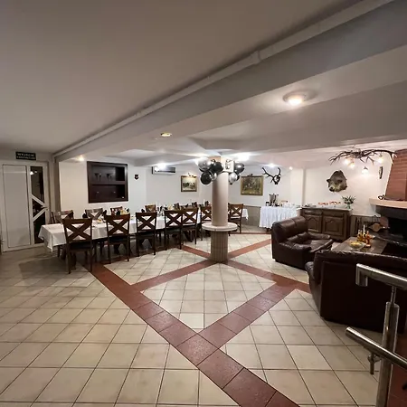 Pensjonat i Klub Jeździecki Michelin-3